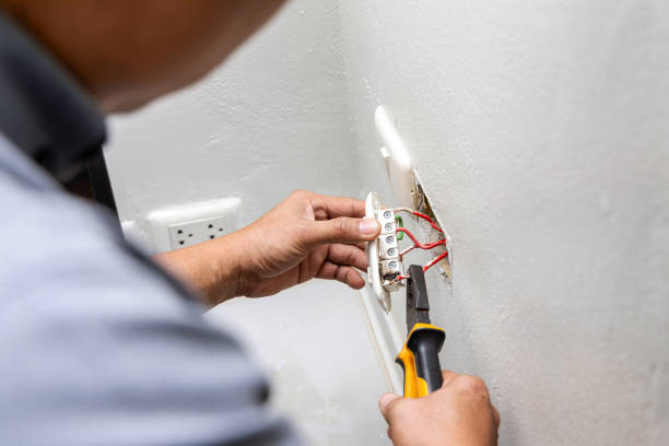 Best Commercial Electrician Services  in Shawnee Hills, OH